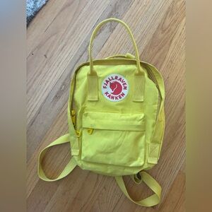 Mini Fjallraven Kanken backpack